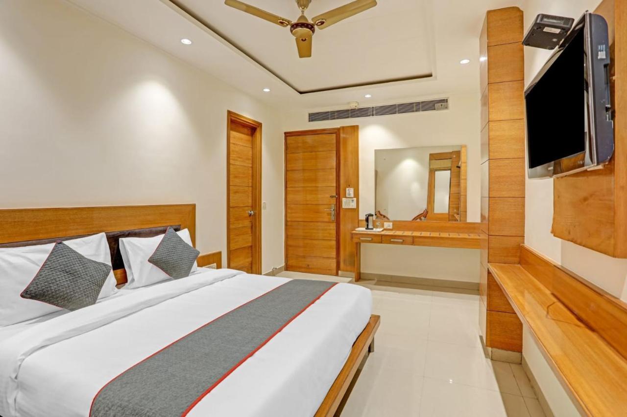 Hotel Fortuner, Karol Bagh, New Delhi Esterno foto