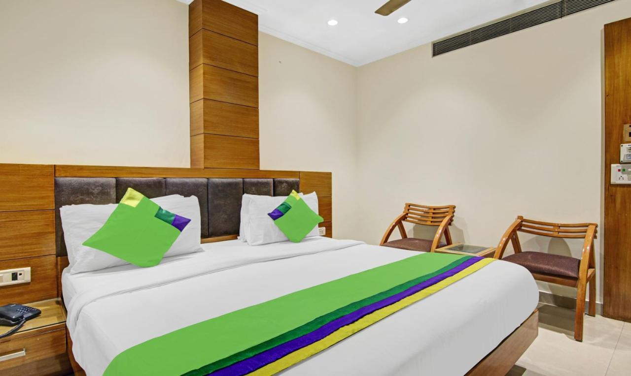Hotel Fortuner, Karol Bagh, New Delhi Esterno foto