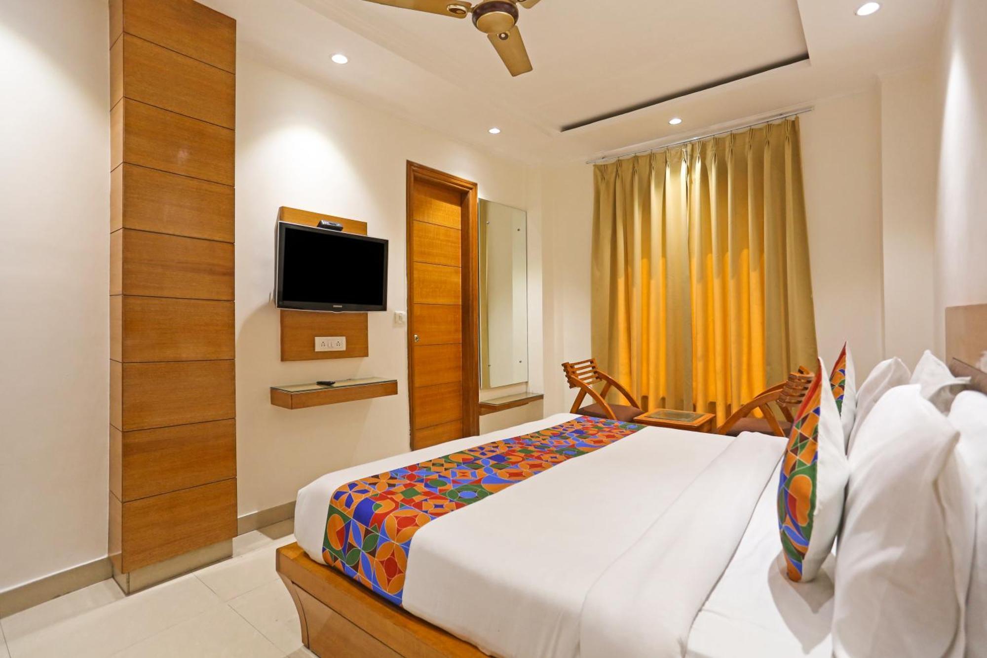 Hotel Fortuner, Karol Bagh, New Delhi Esterno foto