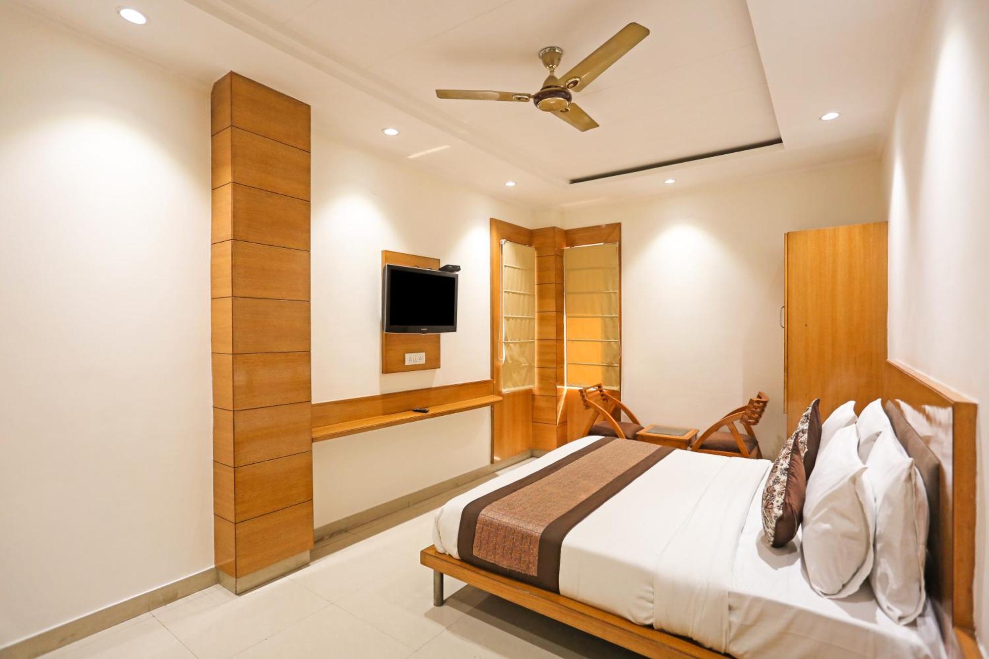 Hotel Fortuner, Karol Bagh, New Delhi Esterno foto