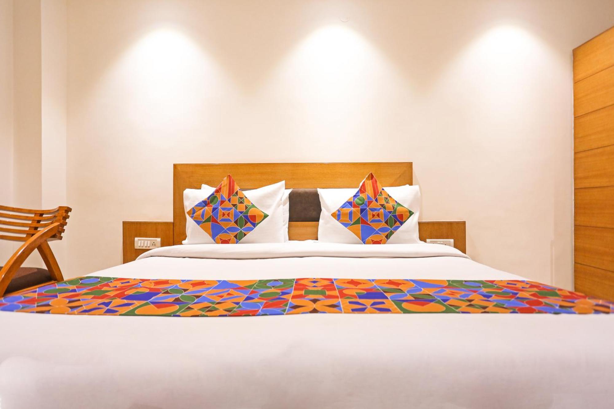 Hotel Fortuner, Karol Bagh, New Delhi Esterno foto